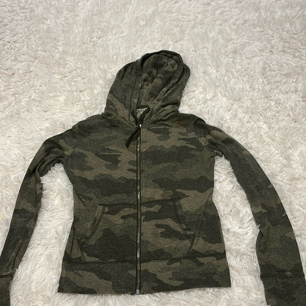 Aeropostale camo zip-up
